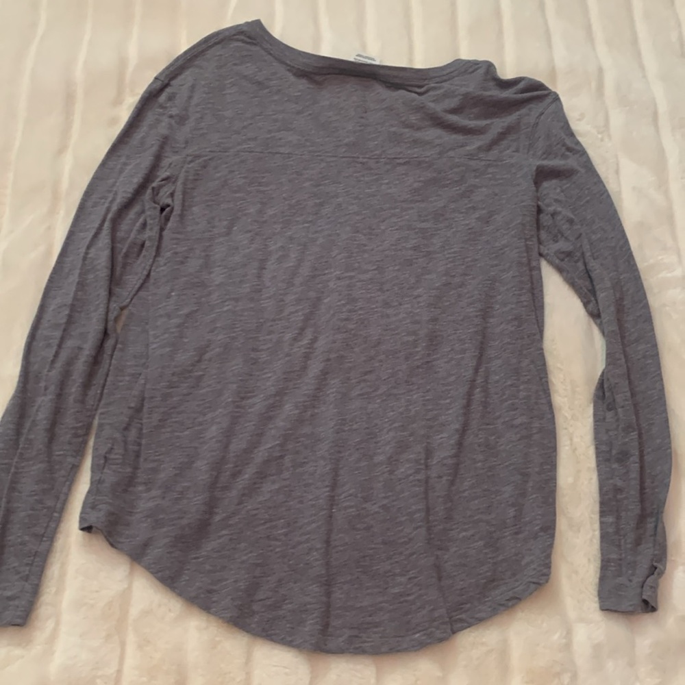 VS Pink V-neck top - Picture 3 of 3